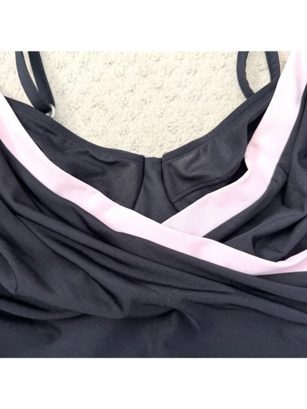 Miraclesuit Black One Piece Swimsuit Pink Underwire Slimming Women’s Size 14